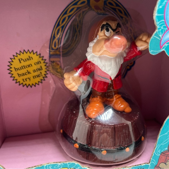 Walt Disney Snow White and the Seven Dwarfs Just Toy Talk Ems Grumpy (NO SOUND) - Picture 7 of 7